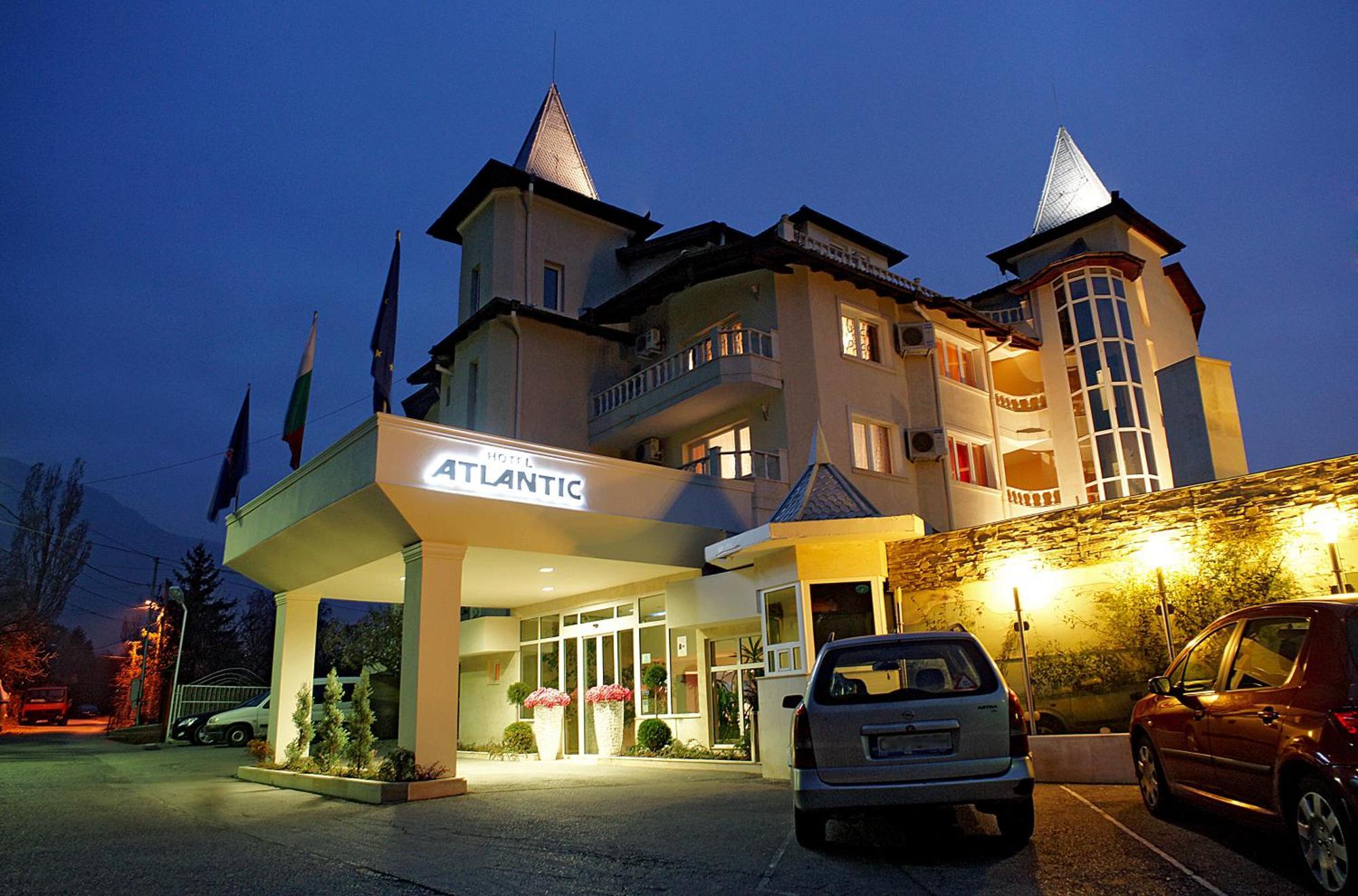 Atlantic Hotel - Free Parking Sofia Esterno foto